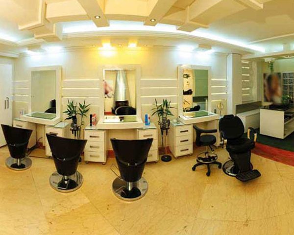 سالن زیبایی فرارا