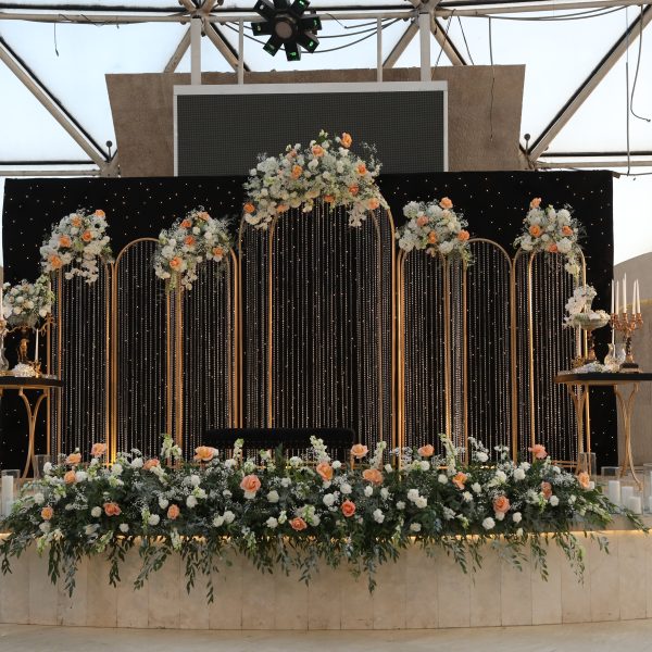 گل آرایی سالن عروسی